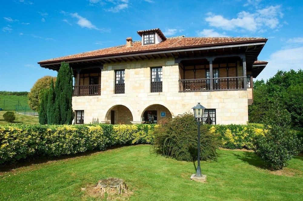Hotel Siglo XVIII Santillana del Mar Exterior photo